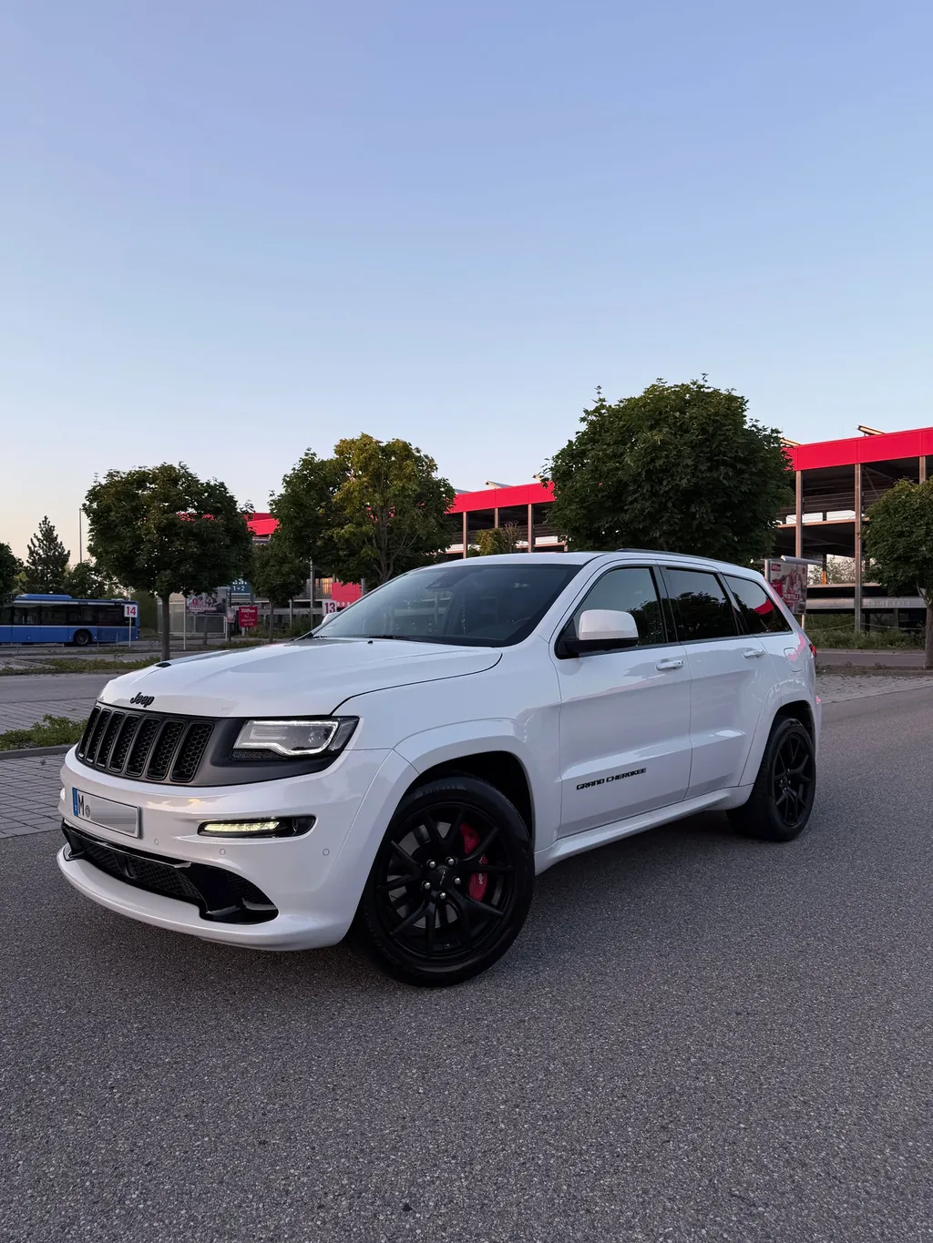 Jeep Grand Cherokee 6.4L SRT NIGHT | GRAIL AGA | PRINS LPG