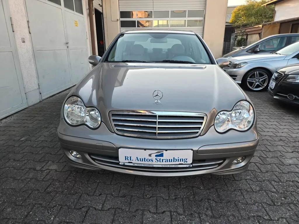 Mercedes-Benz C 200