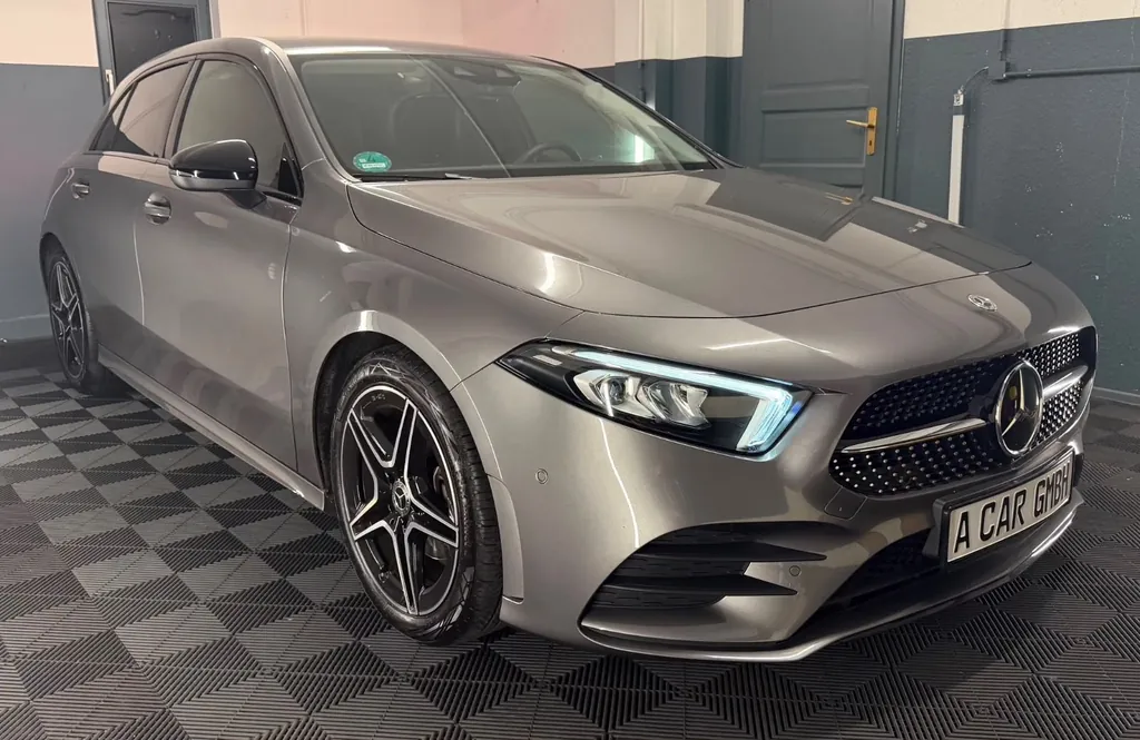 Mercedes-Benz A 200