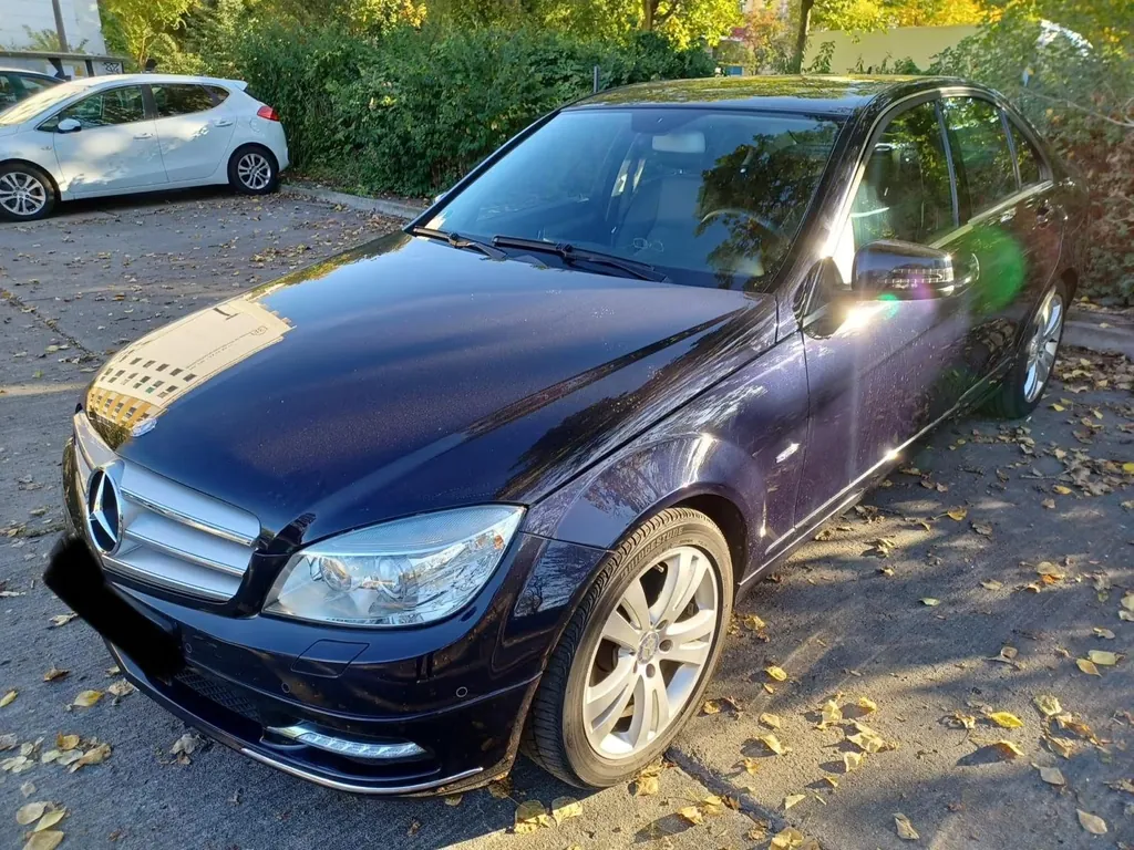Mercedes-Benz C 180
