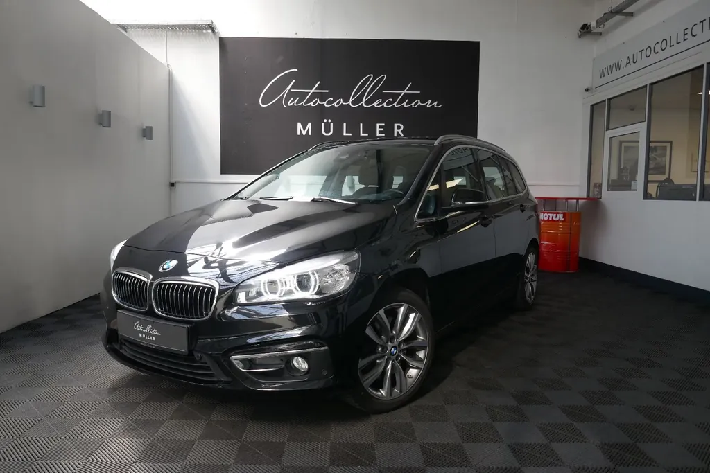 BMW 220