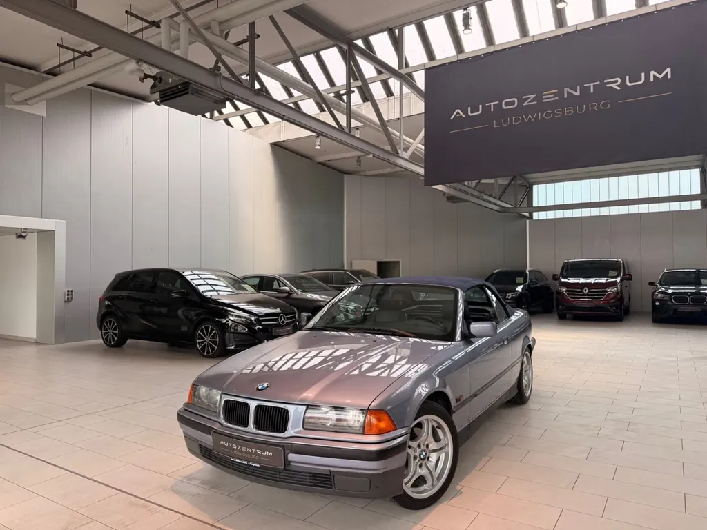 BMW 318