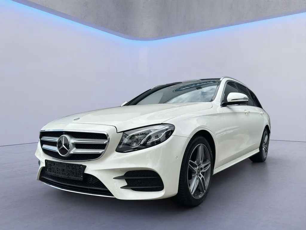 Mercedes-Benz E 220