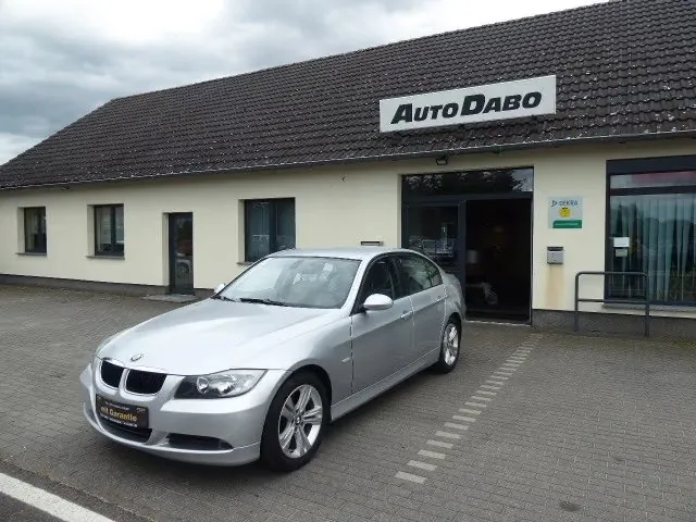 BMW 320