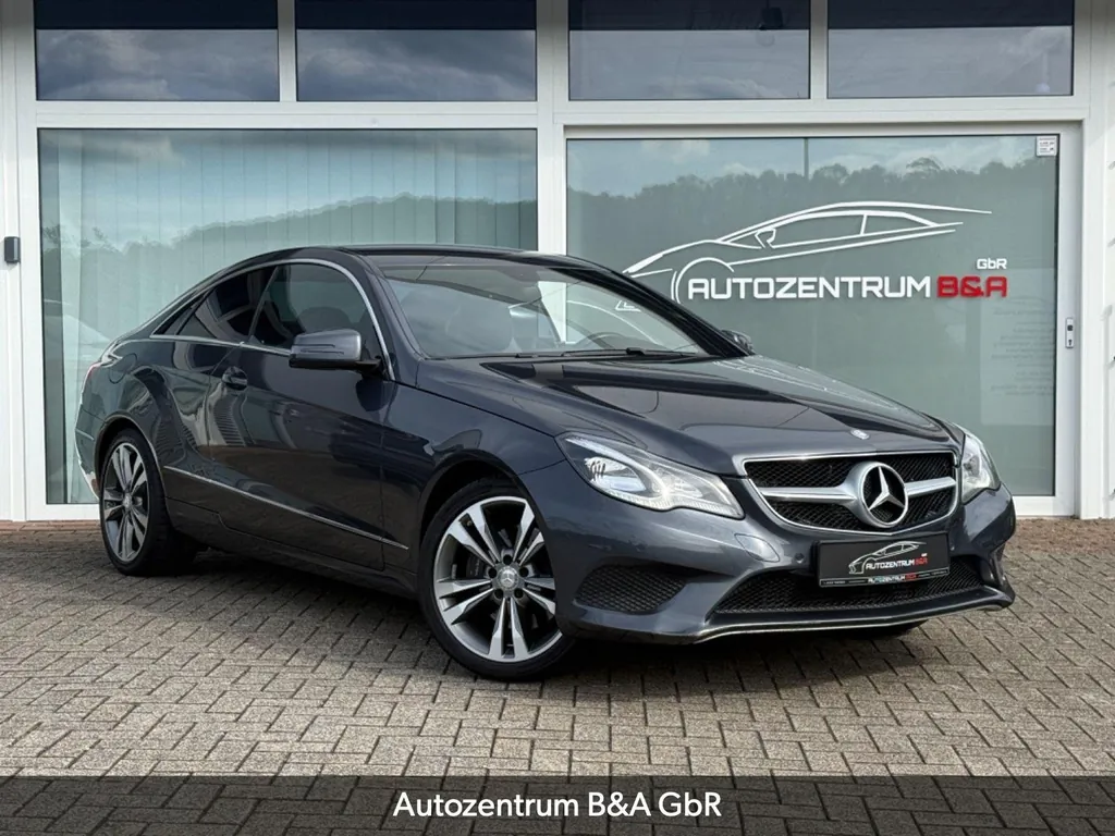 Mercedes-Benz E 220