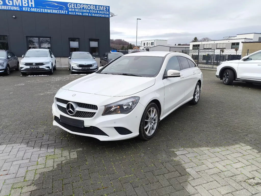 Mercedes-Benz CLA 180 Shooting Brake