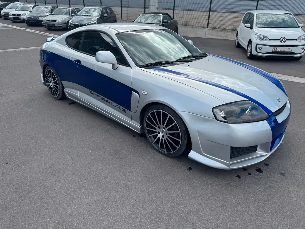 Hyundai Coupe
