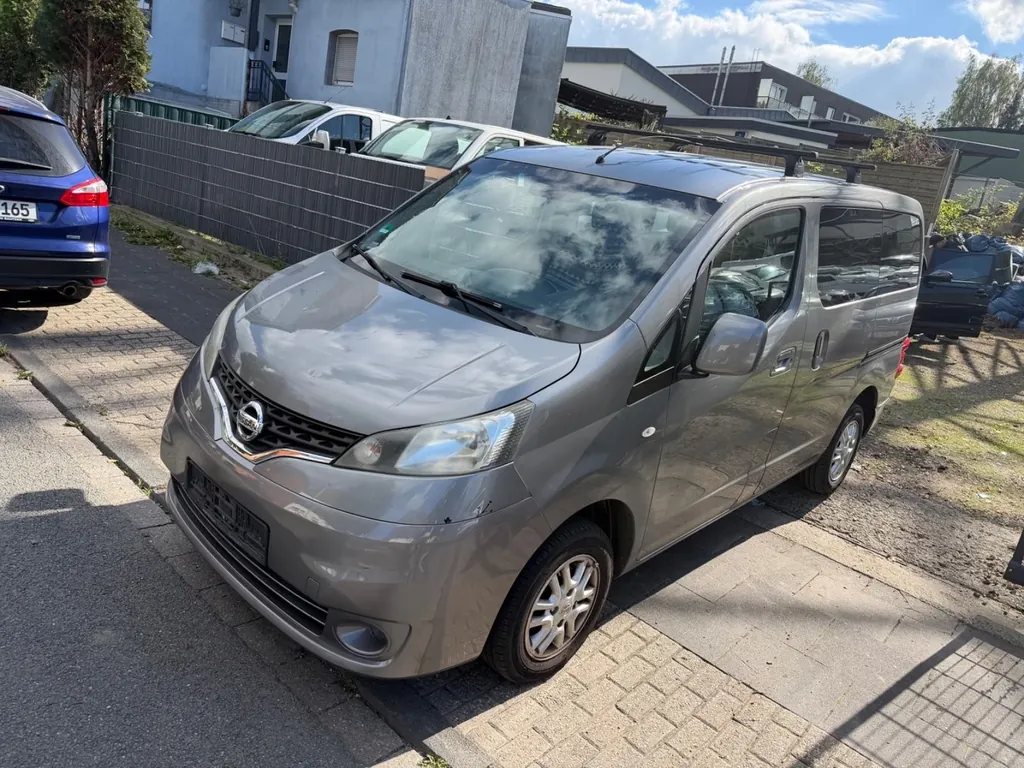 Nissan NV200