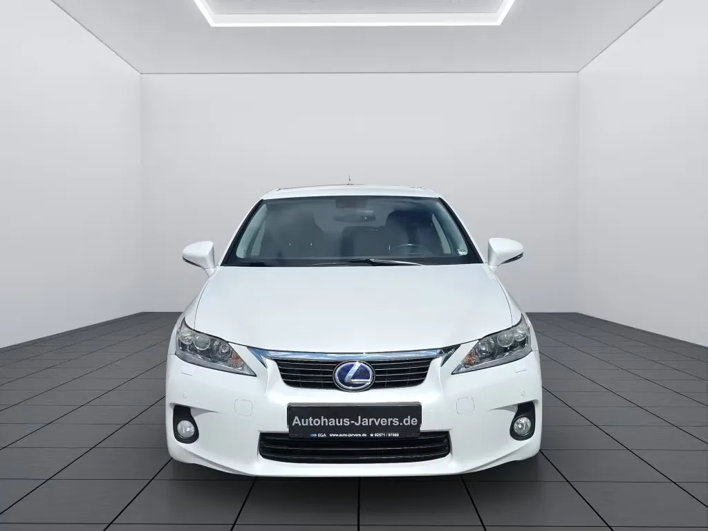 Lexus CT 200h