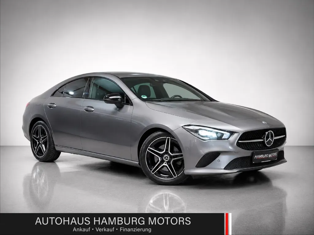 Mercedes-Benz CLA 220