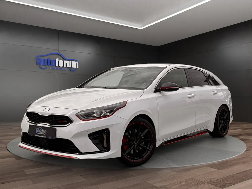 Kia pro cee'd / ProCeed