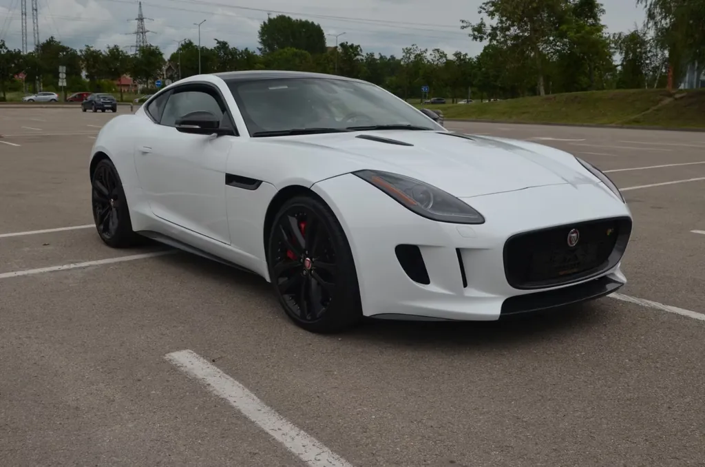Jaguar F-Type