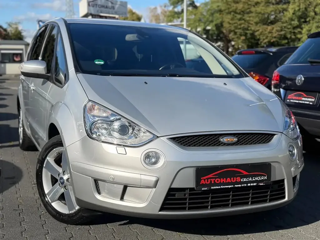 Ford S-Max Titanium 2.0 TDCI Allwetterreifen Anhängerkupplung