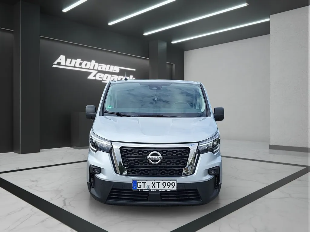 Nissan NV300