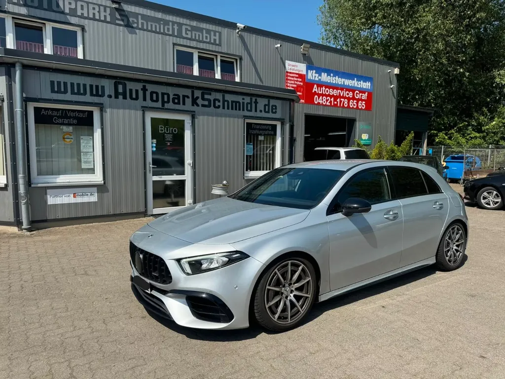 Mercedes-Benz A 45 AMG